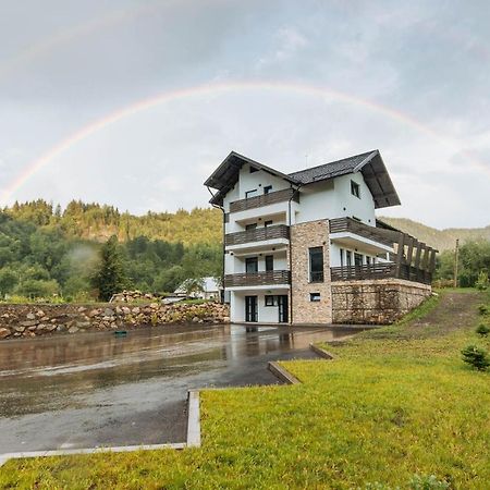 Comoara Raraului Câmpulung Moldovenesc Buitenkant foto