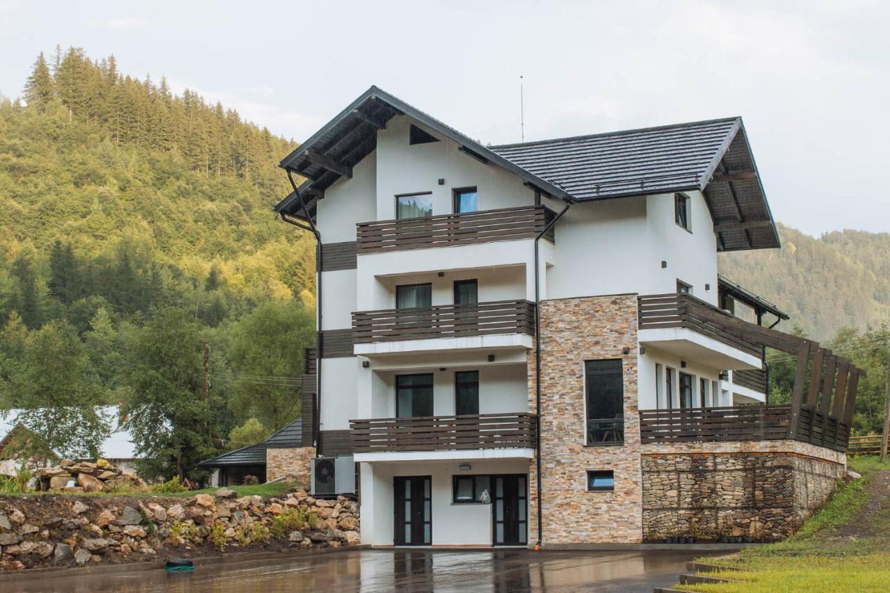 Comoara Raraului Câmpulung Moldovenesc Buitenkant foto